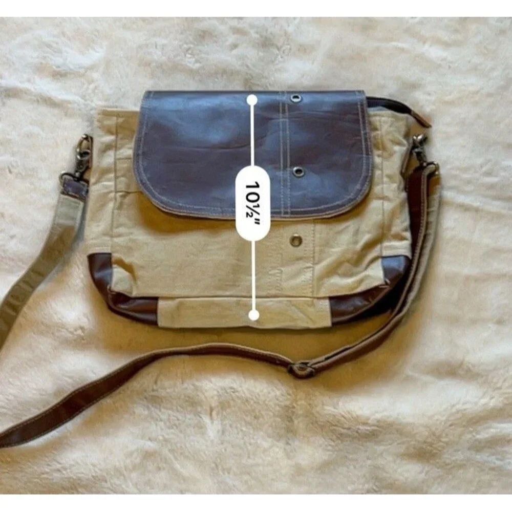 Recycled Military Messenger Bag Crossbody Adjustable Pockets Beige/leather Boho